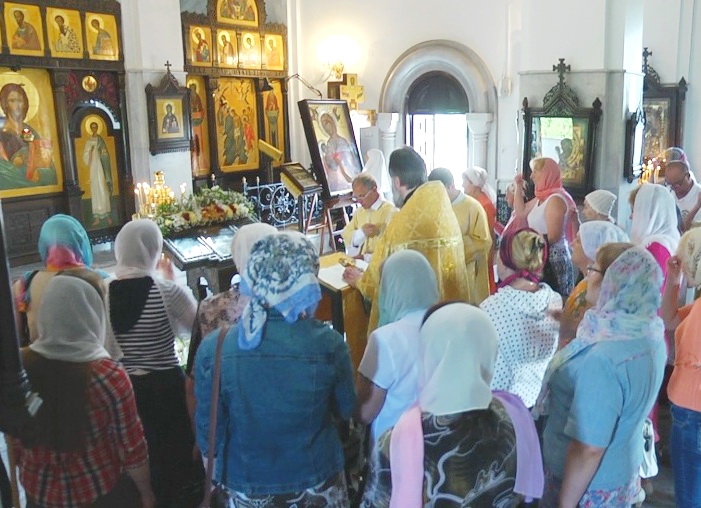 Belarusian Orthodox Christians raise funds for Ukrainian refugees