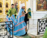 images/2025/V_prazdnik_Svyatogo_Duha_Mitropolit_Veniamin/